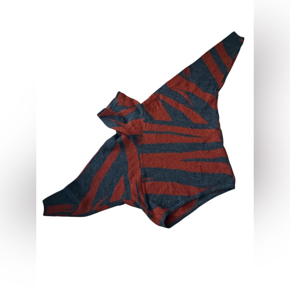 Stylish Vintage 1980s Issey Miyake Red Black Patterned Modernist Sweater turtle